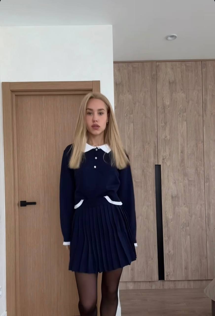 Даша Квиткова показала, как носить интересный весенний лук из трендовых вещей